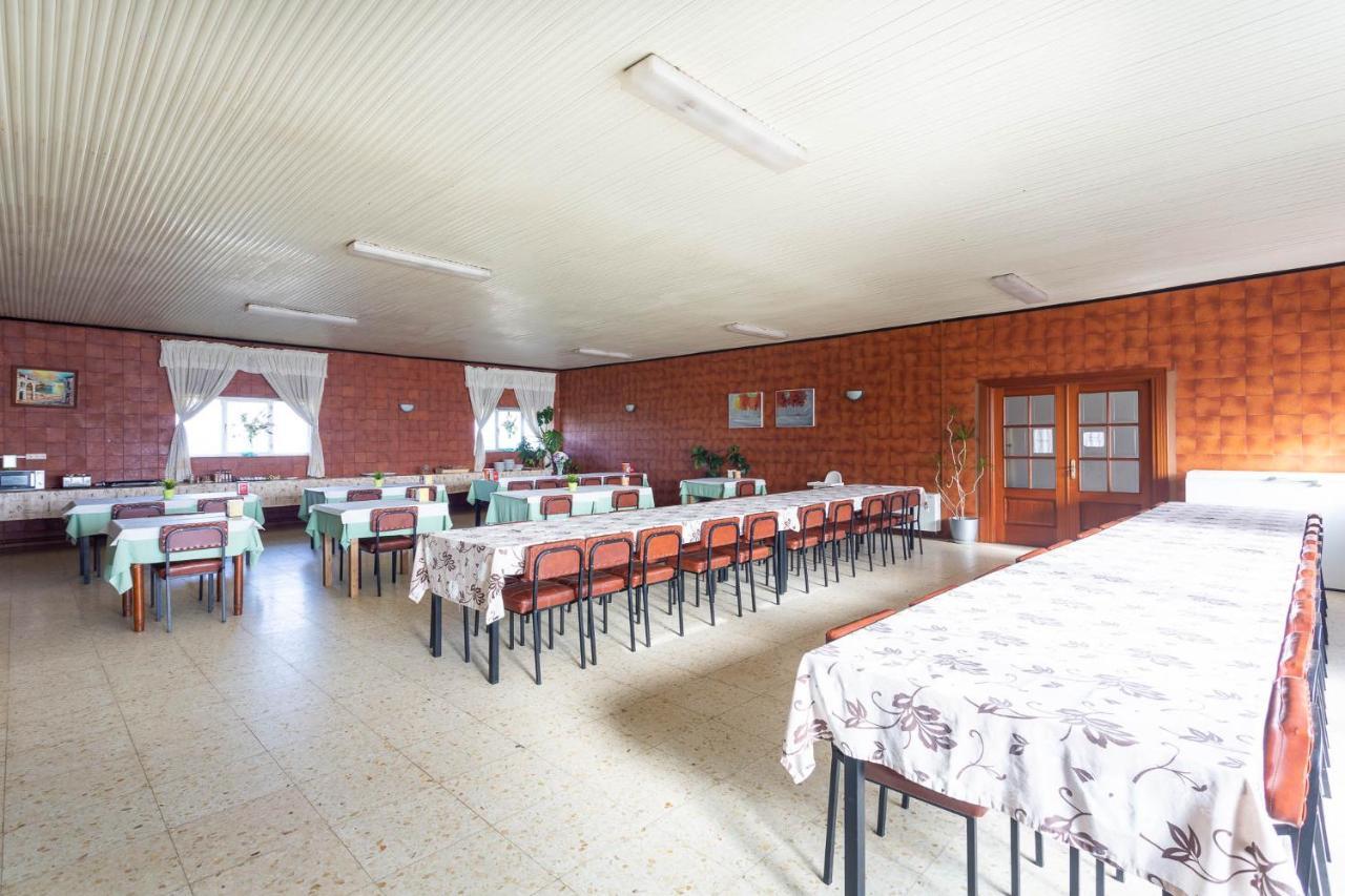 Hotel Canaima Bruma 1,5 K Camino O Meson Do Vento Exterior photo